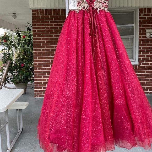 Tiffany wine/gold  pageant dress little girl size 8, new with tags - Picture 11 of 14